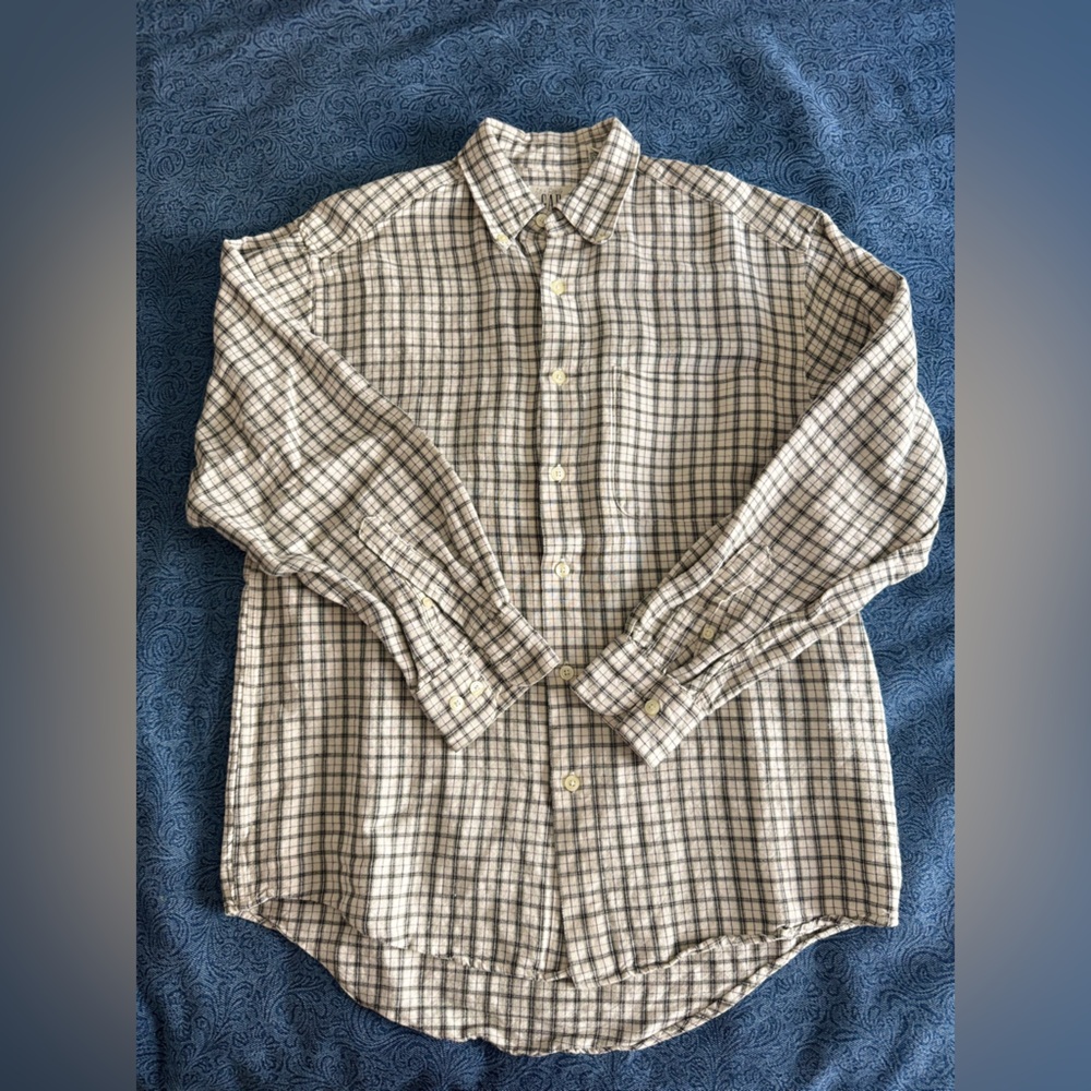 Bundle of 3 Gap Men's Plaid Button Down Shirts Neutral Blue Tan| Size S - Picture 7 of 7
